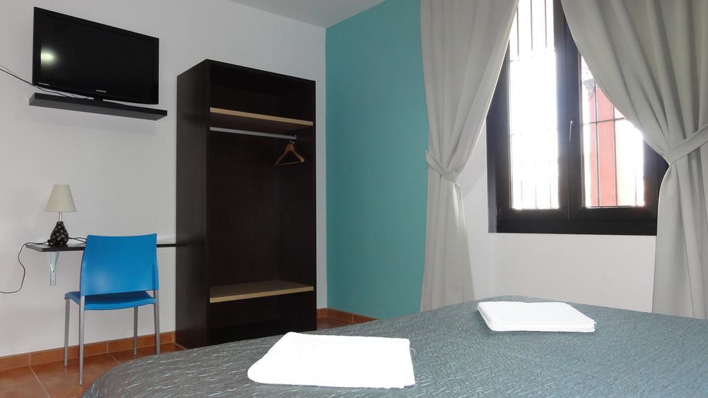 Aparthotel Can Gallart サンタ・コロマ・デ・ファルネルス エクステリア 写真