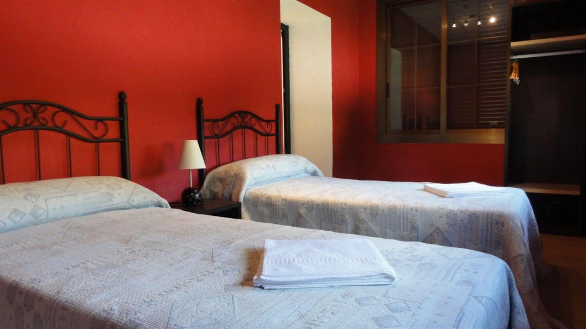 Aparthotel Can Gallart サンタ・コロマ・デ・ファルネルス エクステリア 写真